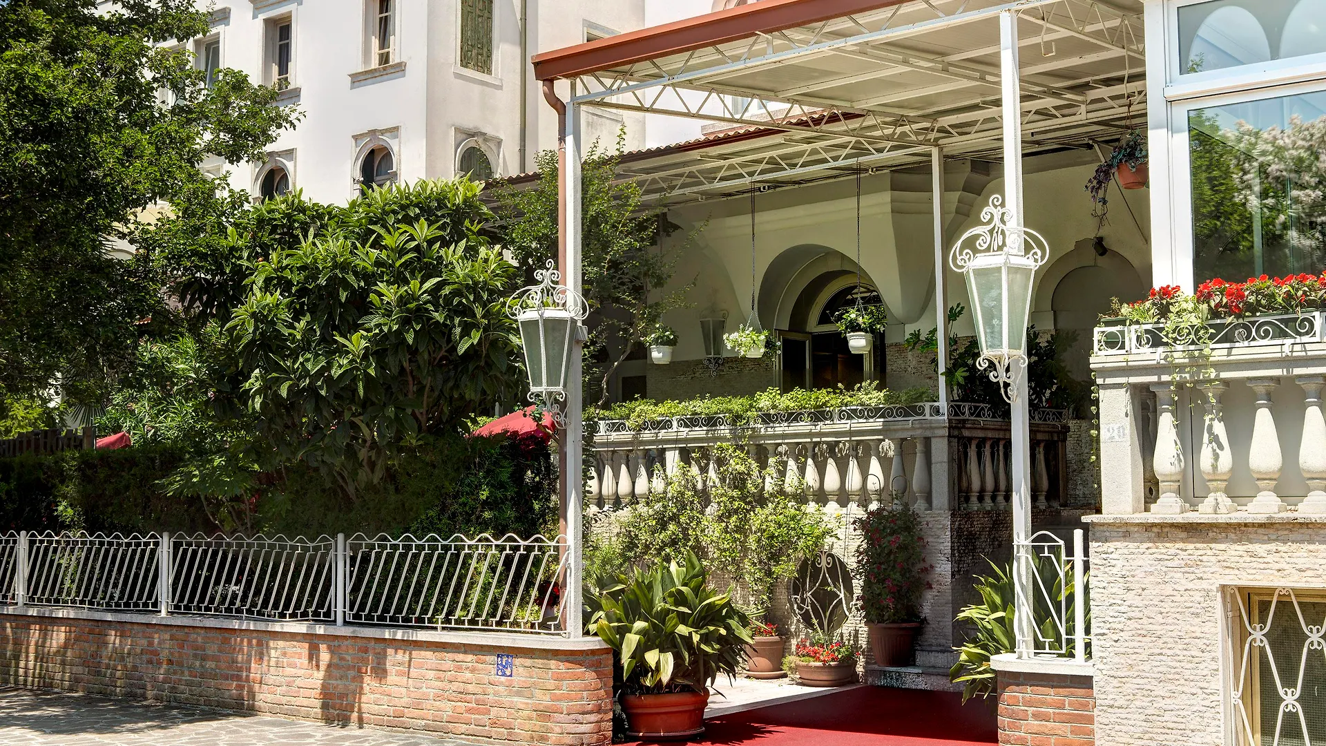 Hotel Biasutti Lido di Venezia Italy