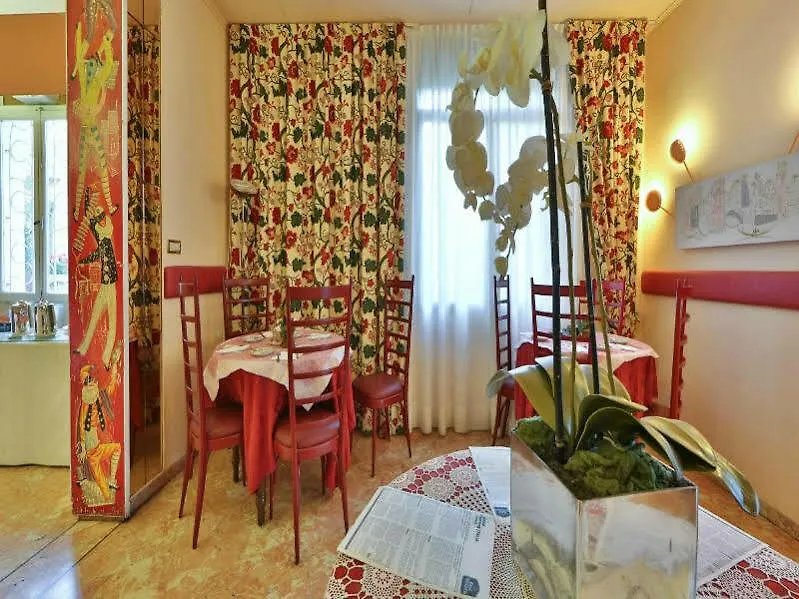 Hotel Biasutti Lido di Venezia 4*,  Italy